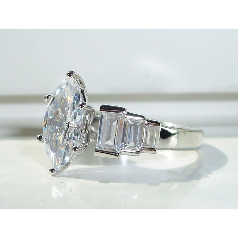 925 STERLING SILVER Marquise & Baguette Cubic Zirconia Ring - Picture 3 of 16